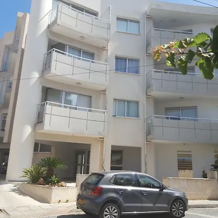 Cozy Family Apartamento Paphos